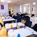 Kaiserhof Ξενοδοχείο 4*